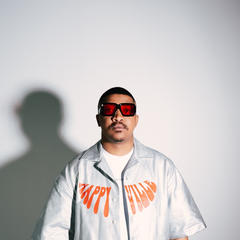 LuuDadeejay - Bacardi via sgidongo (feat. Kabza De Small & Mac Breezy)