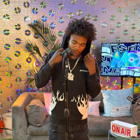 Dee Spades - Apple Music
