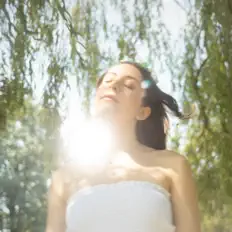 Ouça Luvinya, assista a videoclipes, leia a biografia, veja as datas das turnês e mais!