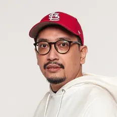 聆聽 Vendart Aryadi、觀看音樂影片、閱讀小傳、查看巡演日期等！