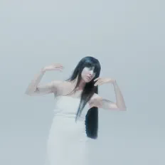 聆聽 Chiara Dubey、觀看音樂影片、閱讀小傳、查看巡演日期等！