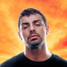 Ouça FUGAGOD, assista a videoclipes, leia a biografia, veja as datas das turnês e mais!