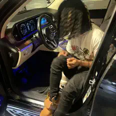 Ouve lí mari, vê vídeos de música, lê a biografia, vê as datas da digressão e muito mais!