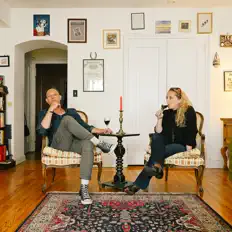 Selda and Derekを聴いたり、ミュージックビデオを鑑賞したり、経歴やツアー日程などを確認したりしましょう！