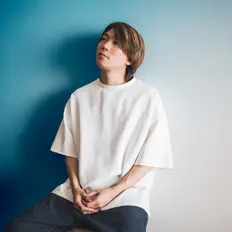 聆聽 Roa、觀看音樂影片、閱讀小傳、查看巡演日期等！