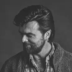 Listen to Lewis Kingshigh, watch music videos, read bio, see tour dates & more!