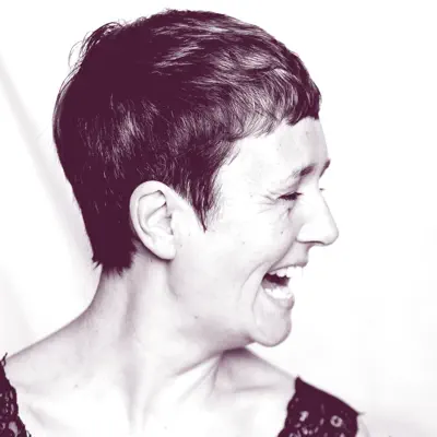 Listen to Simona, watch music videos, read bio, see tour dates & more!