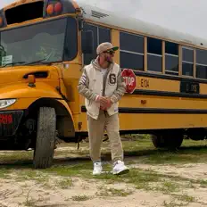 Skilteck सुनें, म्यूज़िक वीडियो देखें, बायो पढ़ें, दौरे की तारीखें और बहुत कुछ देखें!