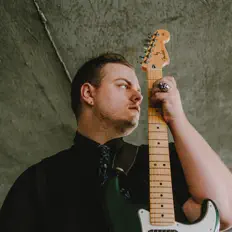 Listen to Jonathan Noel, watch music videos, read bio, see tour dates & more!