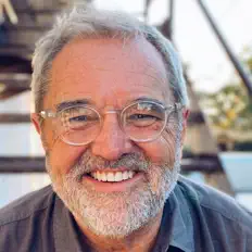 Leland Bondを聴いたり、ミュージックビデオを鑑賞したり、経歴やツアー日程などを確認したりしましょう！