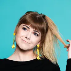 Marína Ósk dinle, müzik videolarını izle, biyografisini oku, tur tarihlerini ve daha fazlasını gör!