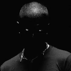 MOMO1: песни, клипы, биография, даты выступлений и многое другое.