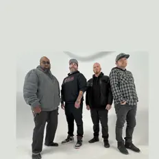 Sevvven सुनें, म्यूज़िक वीडियो देखें, बायो पढ़ें, दौरे की तारीखें और बहुत कुछ देखें!