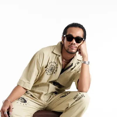 Listen to Oslo Ibrahim, watch music videos, read bio, see tour dates & more!