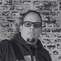 undefinedを聴いたり、ミュージックビデオを鑑賞したり、経歴やツアー日程などを確認したりしましょう！