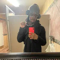 undefined: песни, клипы, биография, даты выступлений и многое другое.