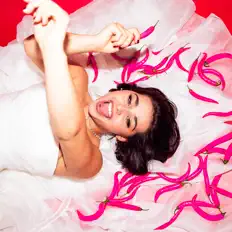 收听 Alessandra、观看音乐视频、阅读小传、查看巡演日期等 ！