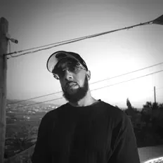 Listen to Sean Murdz, watch music videos, read bio, see tour dates & more!