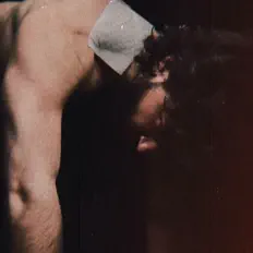 Ouve YŌSH, vê vídeos de música, lê a biografia, vê as datas da digressão e muito mais!