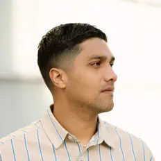 Listen to Abraham Osorio, watch music videos, read bio, see tour dates & more!