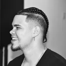 Ακούστε περιεχόμενο από Abrvhvm, παρακολουθήστε μουσικά βίντεο, διαβάστε το βιογραφικό, δείτε ημερομηνίες περιοδείας, και πολλά ακόμη!