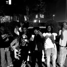 39kyungeen सुनें, म्यूज़िक वीडियो देखें, बायो पढ़ें, दौरे की तारीखें और बहुत कुछ देखें!