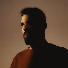 Emanuel Mを聴いたり、ミュージックビデオを鑑賞したり、経歴やツアー日程などを確認したりしましょう！