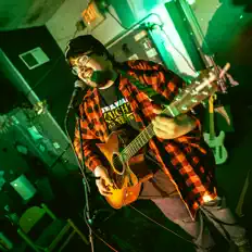 Ouve Joe Howland, vê vídeos de música, lê a biografia, vê as datas da digressão e muito mais!