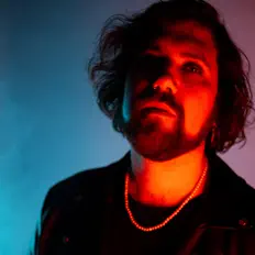 Poslechněte si interpreta Lex Candy, sledujte hudební videa, přečtěte si životopis, podívejte se na data turné a další informace.