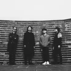 Wings of the Isangを聴いたり、ミュージックビデオを鑑賞したり、経歴やツアー日程などを確認したりしましょう！