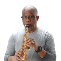 Ascolta undefined, guarda video musicali, leggi la biografia, vedi le date del tour & altro!