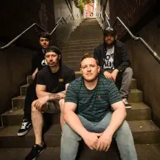 Coastlines을(를) 듣고, 뮤직 비디오를 보고, 약력을 읽고, 투어 일정 등을 확인하세요!