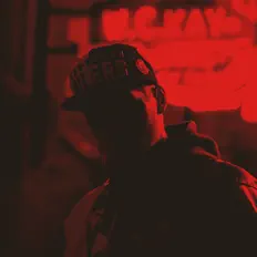 4life Musicを聴いたり、ミュージックビデオを鑑賞したり、経歴やツアー日程などを確認したりしましょう！