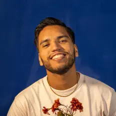 Escucha a Fadyan, mira videos musicales, lee su biografía, consulta las fechas de las gira y más.