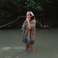 Dengarkan Leila Dandan, tonton video musik, baca bio, lihat tanggal tur & lainnya!