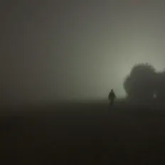 聆聽 13 Miles、觀看音樂影片、閱讀小傳、查看巡演日期等！