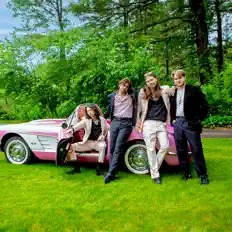 Matcha Fever dinle, müzik videolarını izle, biyografisini oku, tur tarihlerini ve daha fazlasını gör!