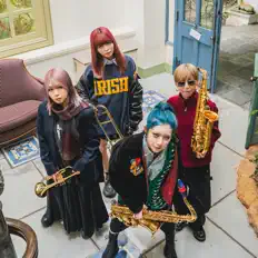 聆聽 MOS、觀看音樂影片、閱讀小傳、查看巡演日期等！
