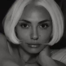 Écoutez Suburban Amz, regardez des vidéoclips, lisez la biographie, consultez les dates de tournée et plus encore !