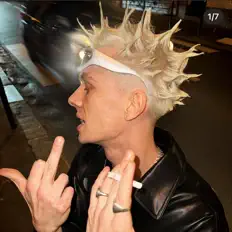 Rimebo을(를) 듣고, 뮤직 비디오를 보고, 약력을 읽고, 투어 일정 등을 확인하세요!