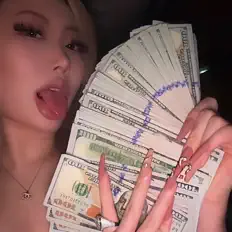 CHIO CHICANO सुनें, म्यूज़िक वीडियो देखें, बायो पढ़ें, दौरे की तारीखें और बहुत कुछ देखें!