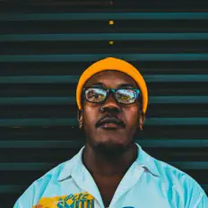 Nkanyezi Mahloboを聴いたり、ミュージックビデオを鑑賞したり、経歴やツアー日程などを確認したりしましょう！