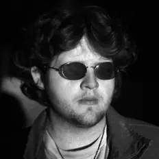 Poslechněte si interpreta Josh Barham, sledujte hudební videa, přečtěte si životopis, podívejte se na data turné a další informace.