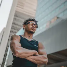 Dengarkan Darryl, tonton video musik, baca bio, lihat tanggal tur & lainnya!