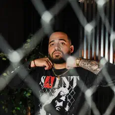 G3One: песни, клипы, биография, даты выступлений и многое другое.