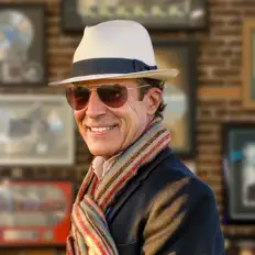 Listen to Frank Fitzpatrick, watch music videos, read bio, see tour dates & more!