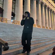 Dengarkan seven9, tonton video musik, baca bio, lihat tanggal tur & lainnya!