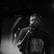 Jay Browneを聴いたり、ミュージックビデオを鑑賞したり、経歴やツアー日程などを確認したりしましょう！