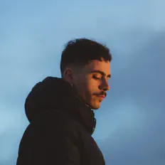 收听 MC Zeik、观看音乐视频、阅读小传、查看巡演日期等 ！