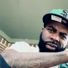 Dengarkan El' Leone, tonton video musik, baca bio, lihat tanggal tur & lainnya!